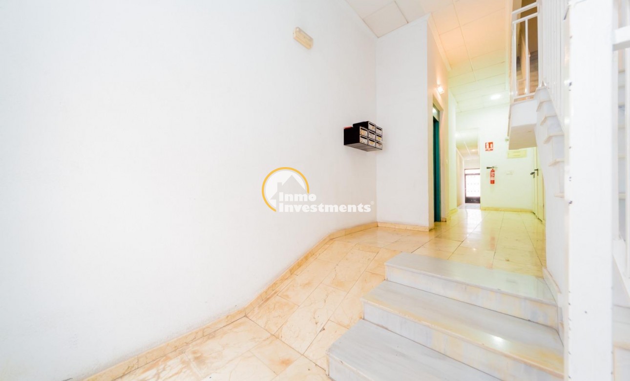 Resale - Apartment - Torrevieja