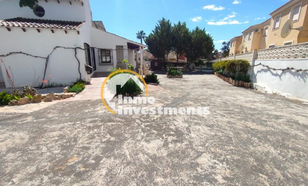 Reventa - Chalet independiente - Orihuela Costa - Villamartín-Las Filipinas