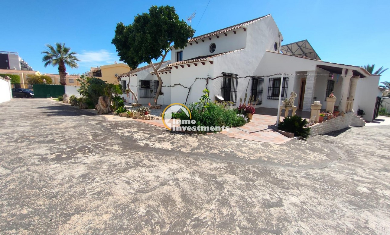 Reventa - Chalet independiente - Orihuela Costa - Villamartín-Las Filipinas