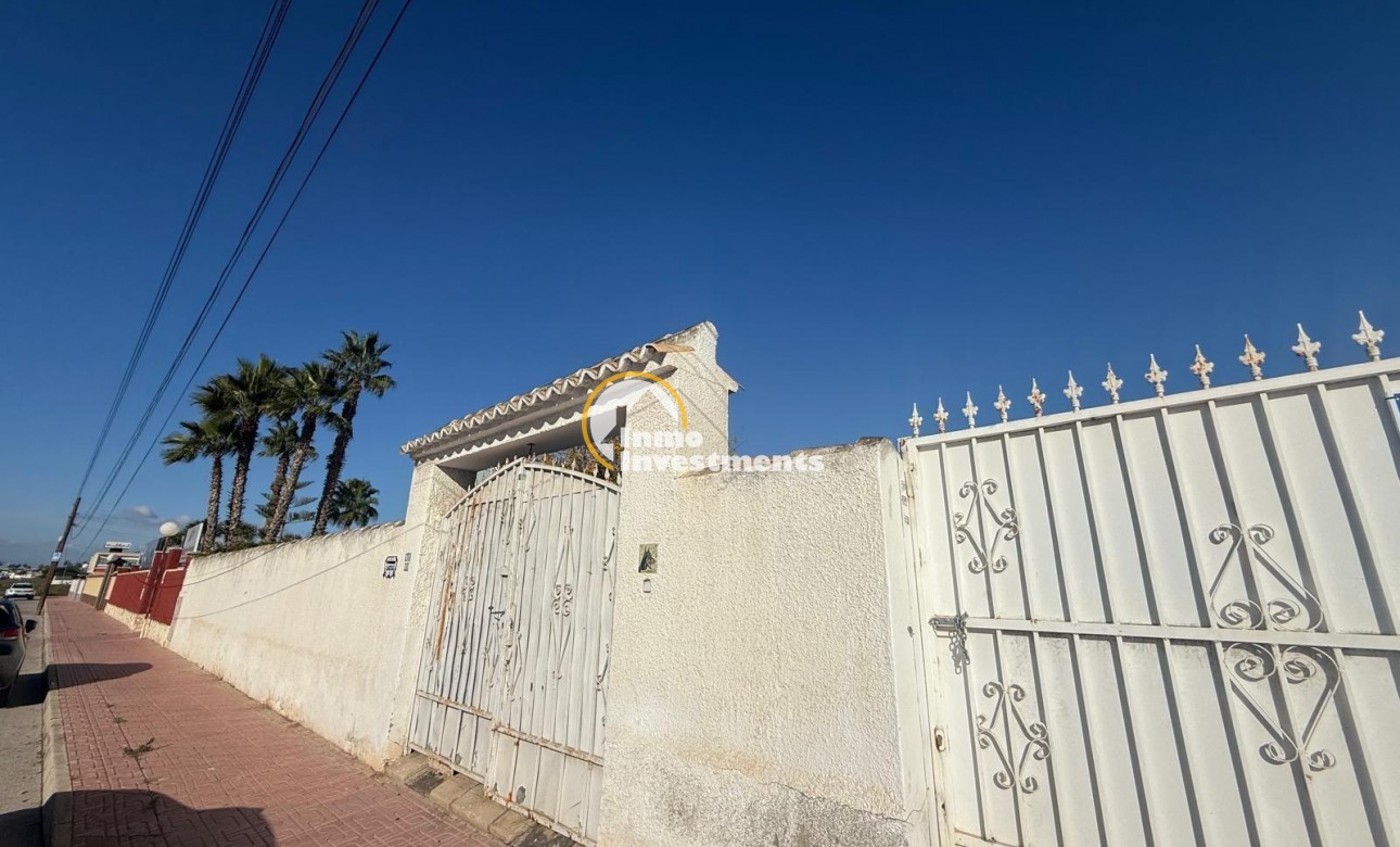 Bestaande bouw - Terrein - Torrevieja - La Siesta - El Salado - Torreta