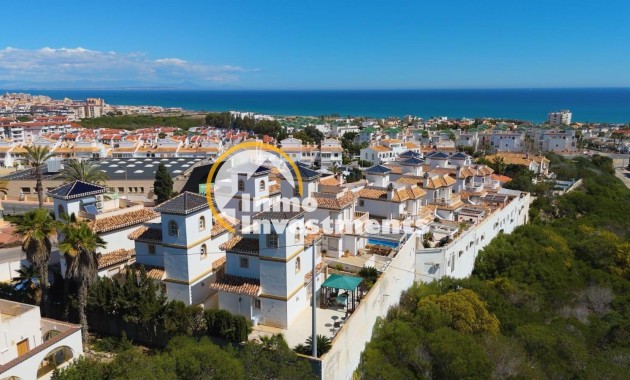 Reventa - Chalet independiente - Torrevieja - La Mata