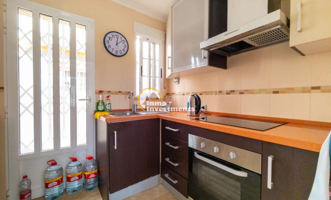 Reventa - Chalet independiente - Torrevieja - La Mata