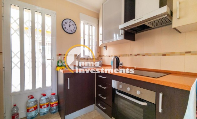 Reventa - Chalet independiente - Torrevieja - La Mata