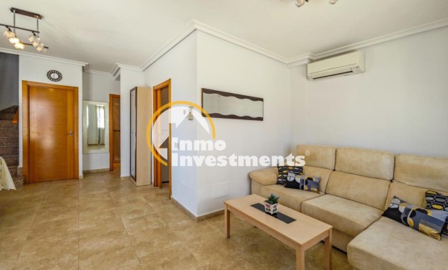 Reventa - Chalet independiente - Torrevieja - La Mata