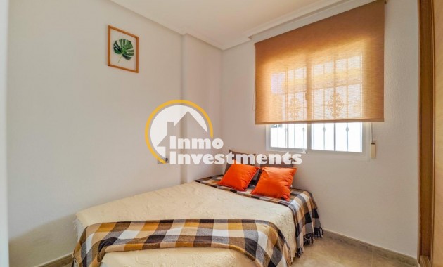 Reventa - Chalet independiente - Torrevieja - La Mata