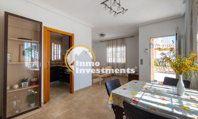 Reventa - Chalet independiente - Torrevieja - La Mata