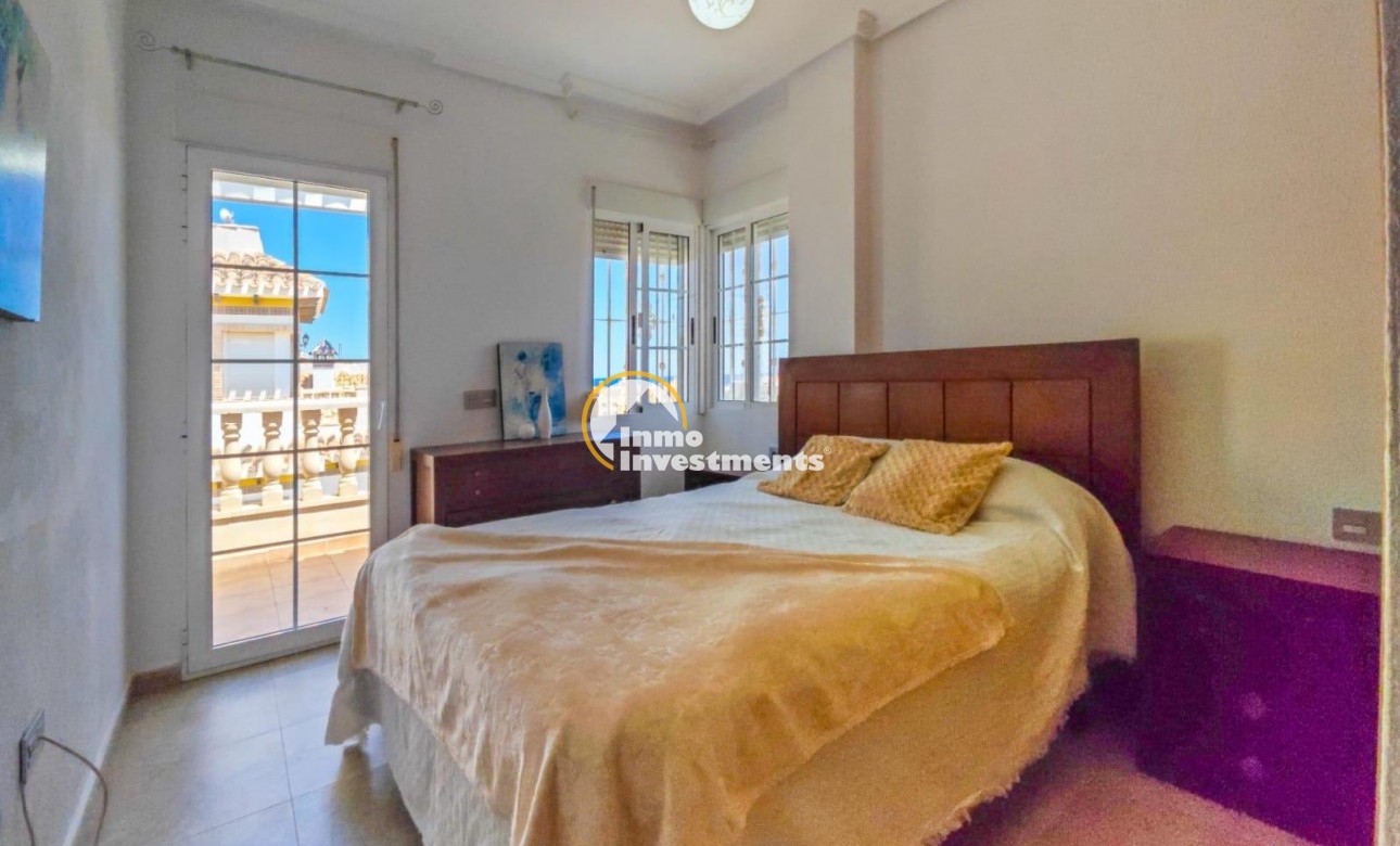 Reventa - Chalet independiente - Torrevieja - La Mata