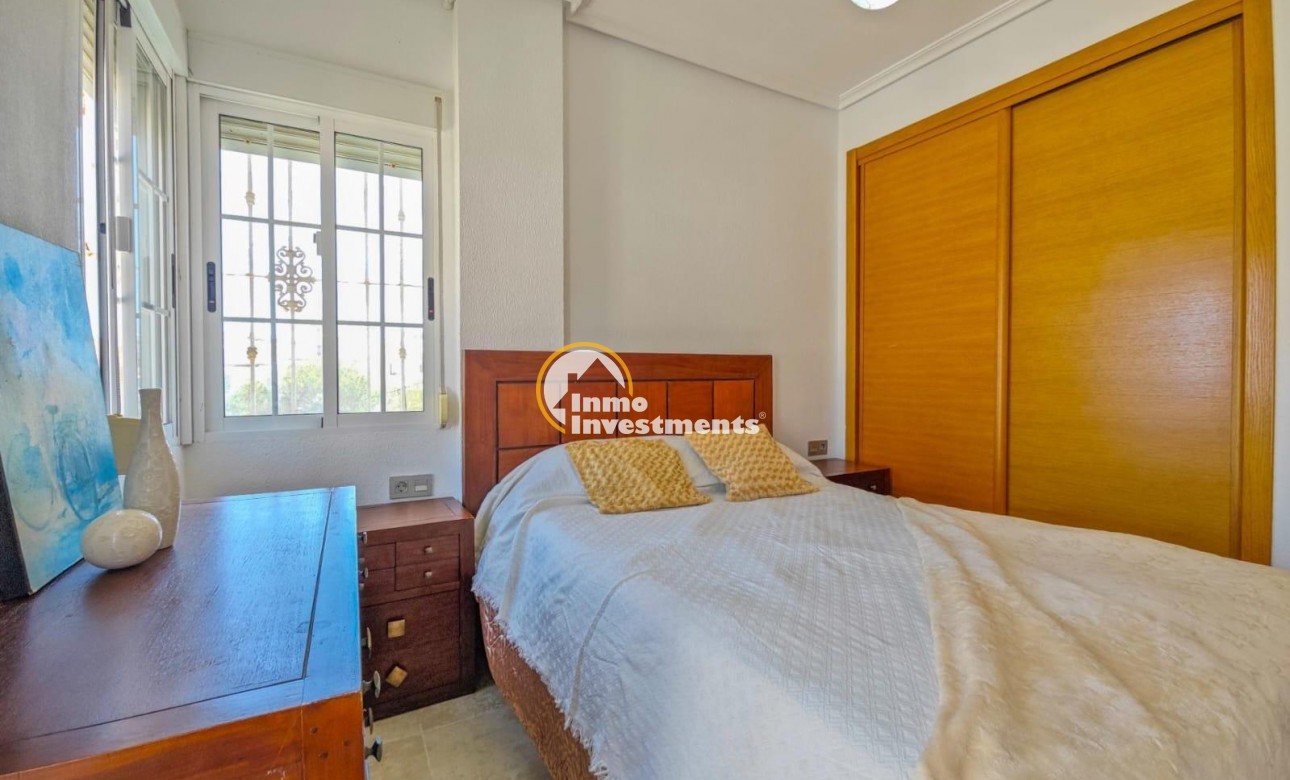 Reventa - Chalet independiente - Torrevieja - La Mata