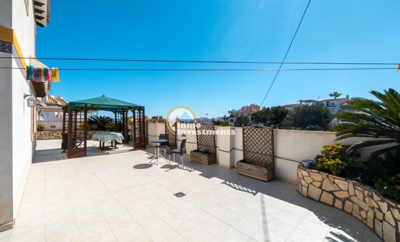 Reventa - Chalet independiente - Torrevieja - La Mata