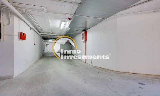 Reventa - Chalet independiente - Torrevieja - La Mata