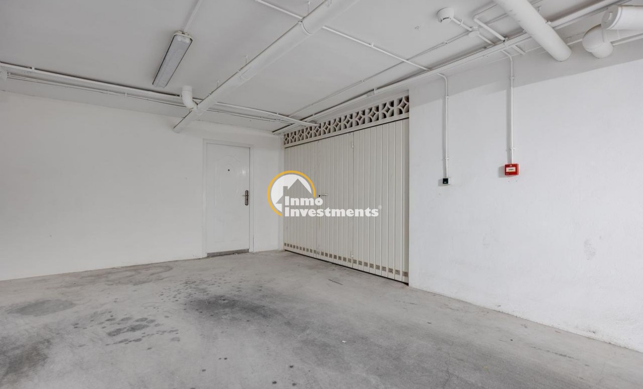 Reventa - Chalet independiente - Torrevieja - La Mata