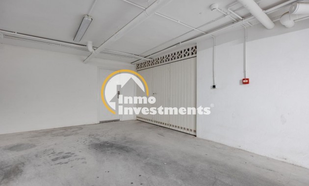 Reventa - Chalet independiente - Torrevieja - La Mata