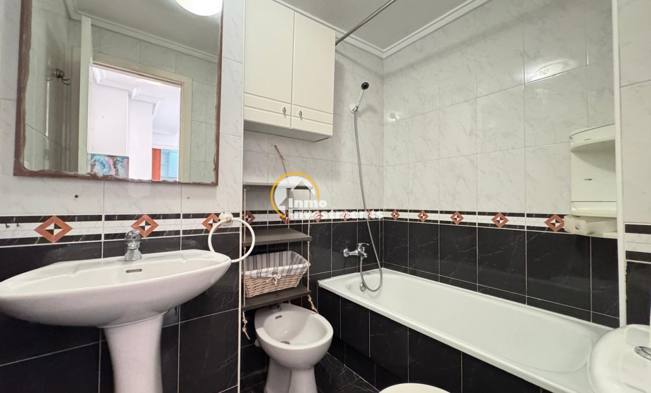 Reventa - Apartamento - Torrevieja - Estacion de autobuses