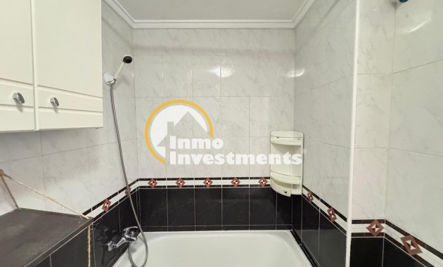 Reventa - Apartamento - Torrevieja - Estacion de autobuses