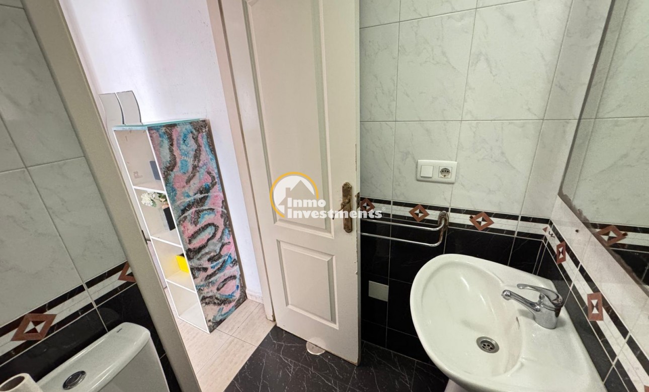 Reventa - Apartamento - Torrevieja - Estacion de autobuses