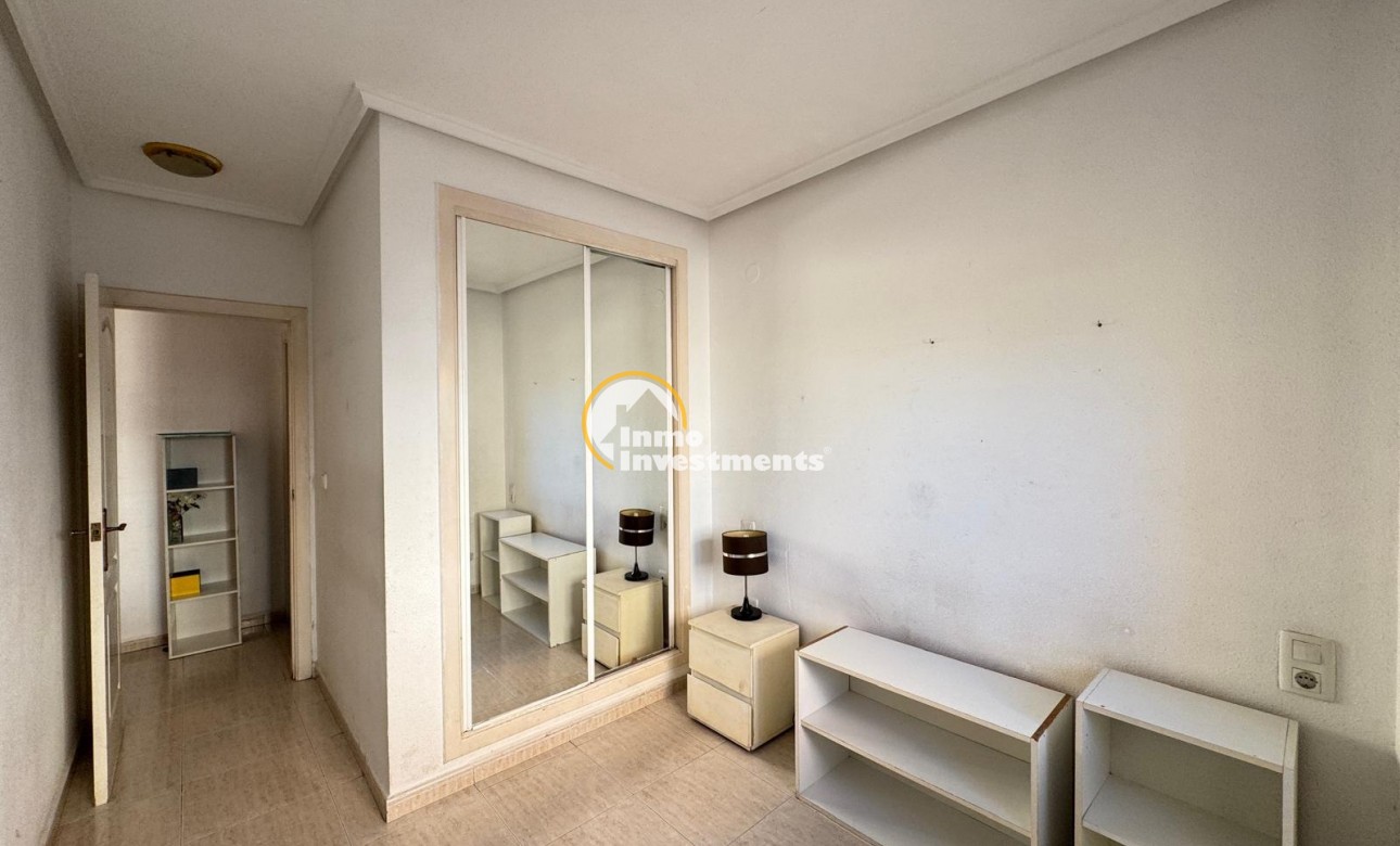 Reventa - Apartamento - Torrevieja - Estacion de autobuses