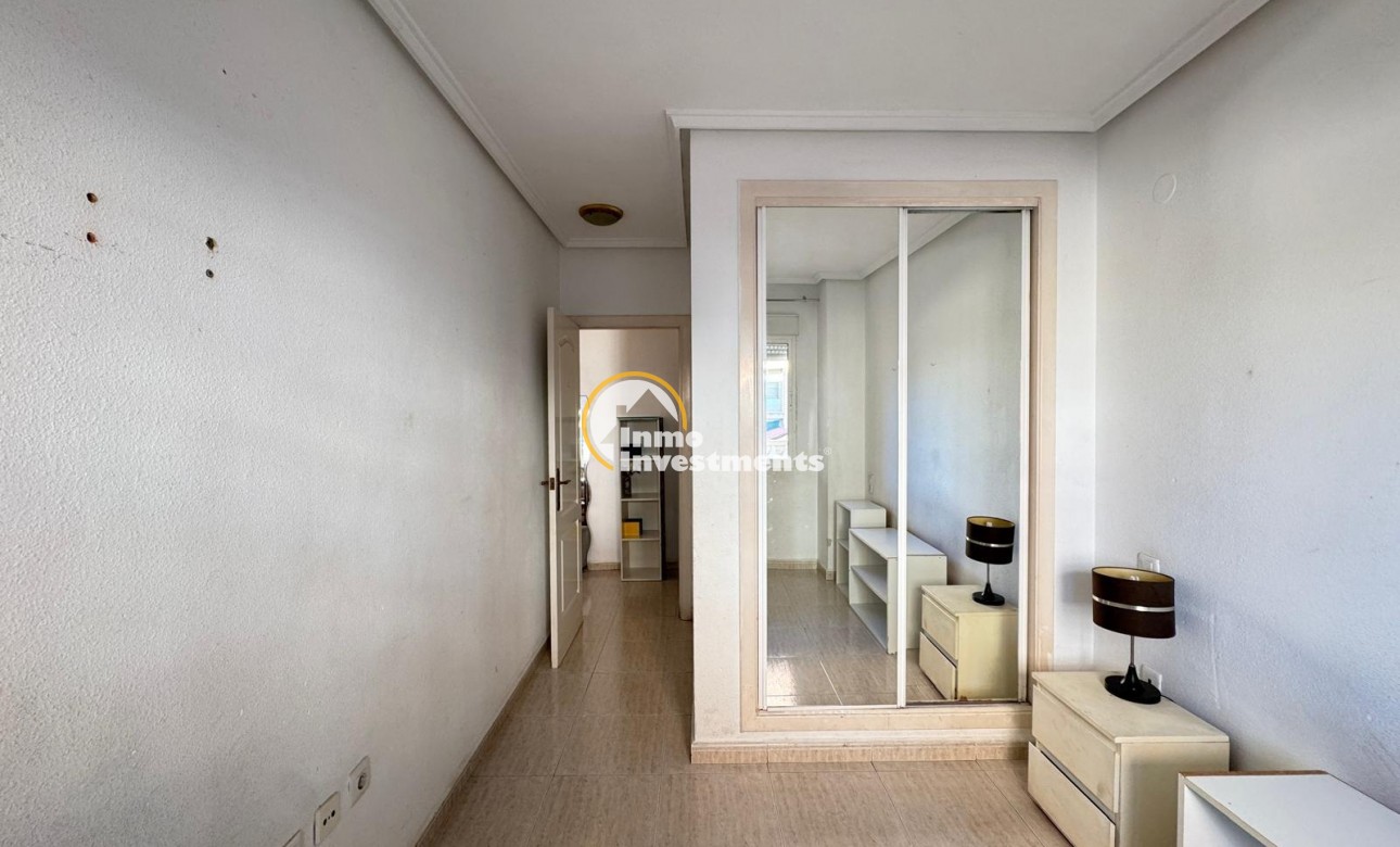 Reventa - Apartamento - Torrevieja - Estacion de autobuses