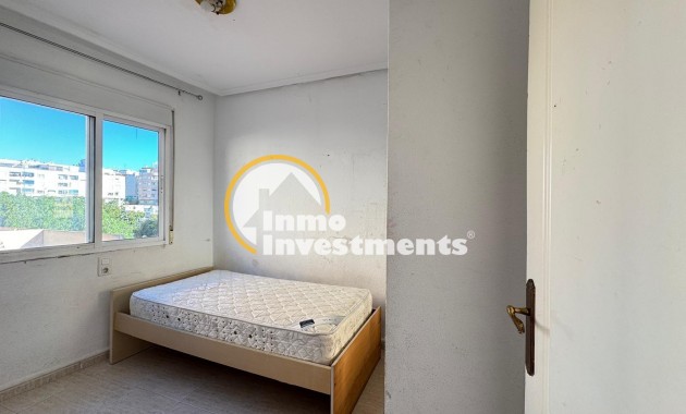 Reventa - Apartamento - Torrevieja - Estacion de autobuses