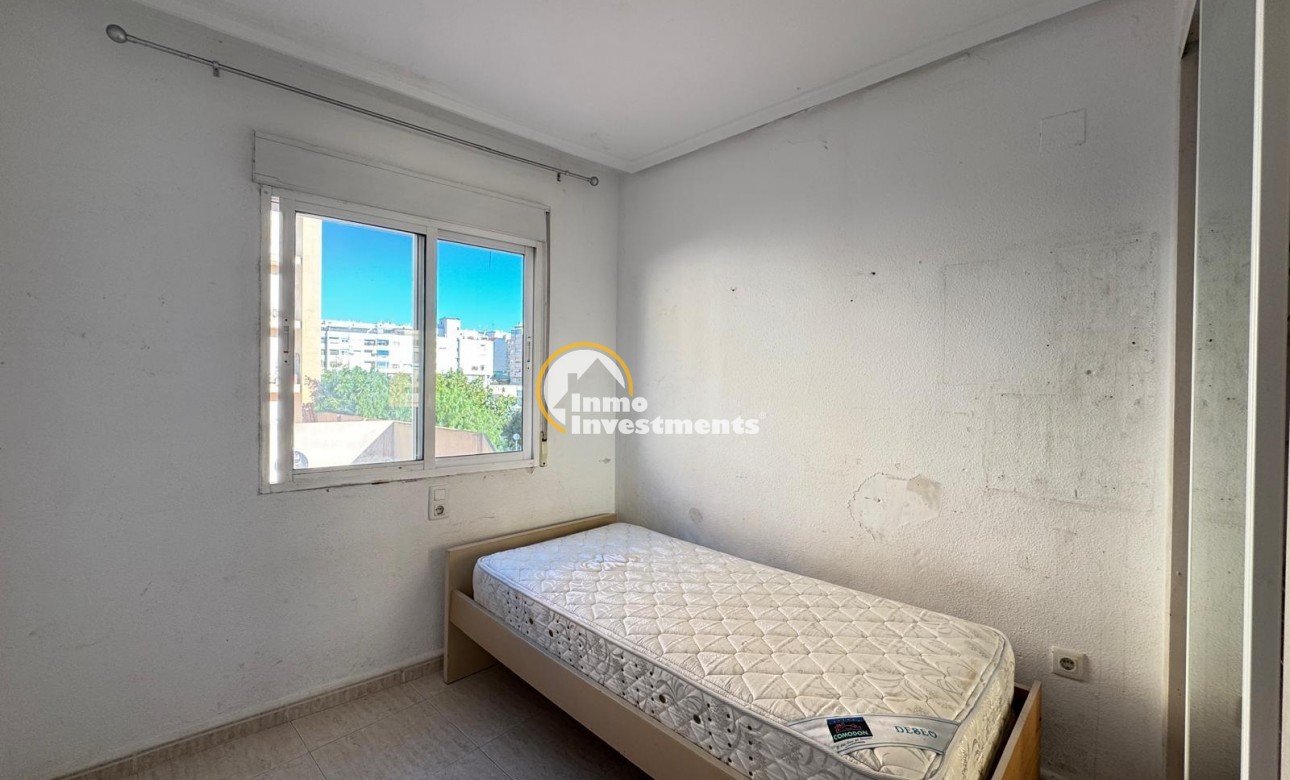 Reventa - Apartamento - Torrevieja - Estacion de autobuses