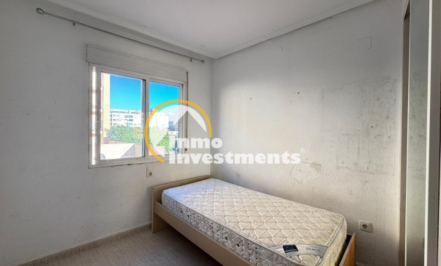 Reventa - Apartamento - Torrevieja - Estacion de autobuses