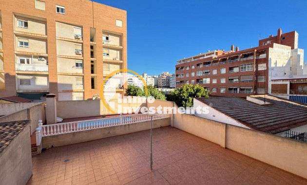 Reventa - Apartamento - Torrevieja - Estacion de autobuses