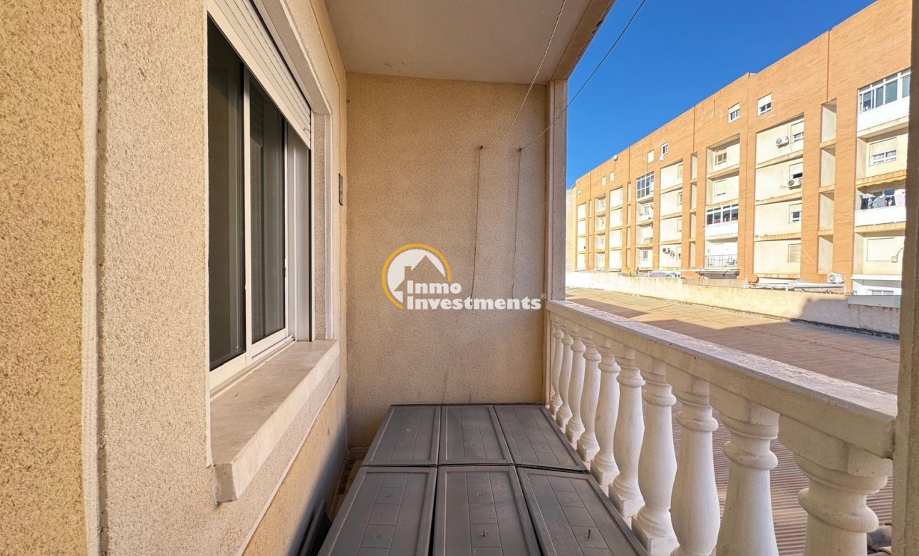 Reventa - Apartamento - Torrevieja - Estacion de autobuses