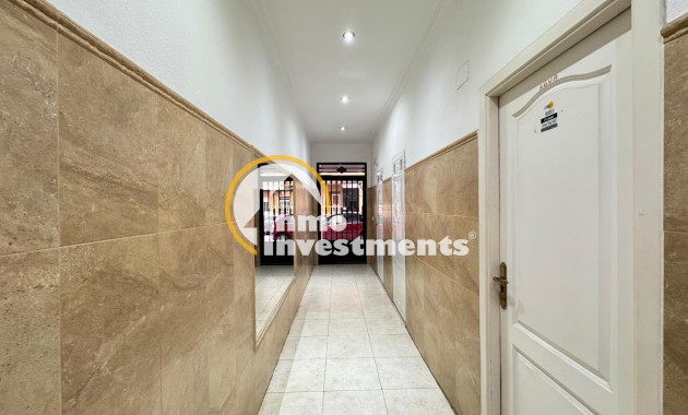 Reventa - Apartamento - Torrevieja - Estacion de autobuses