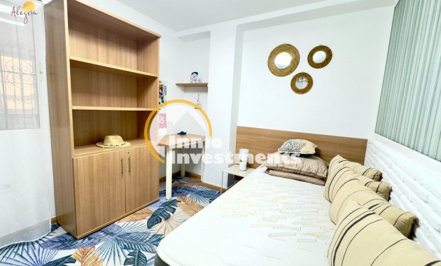 Reventa - Apartamento - Torrevieja - Playa del Cura