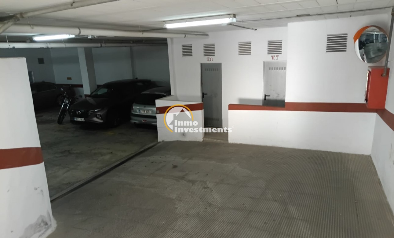 Revente privée - Local commercial - Torrevieja - Estacion de autobuses