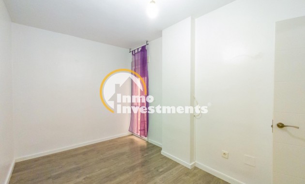 Till salu - Lägenhet - Torrevieja - Estacion de autobuses