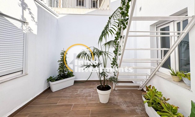 Reventa - Local comercial - Torrevieja - Centro