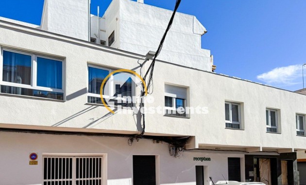 Reventa - Local comercial - Torrevieja - Centro