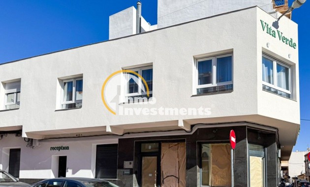 Reventa - Local comercial - Torrevieja - Centro