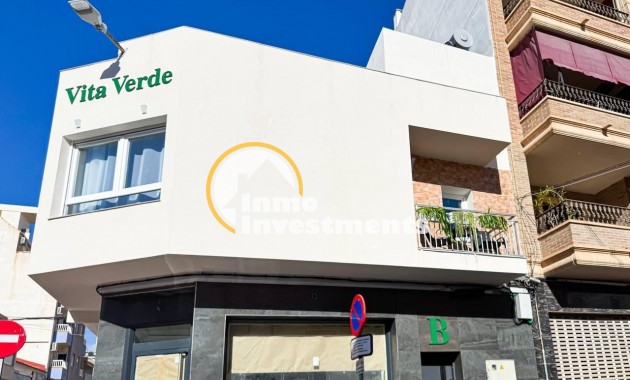 Reventa - Local comercial - Torrevieja - Centro