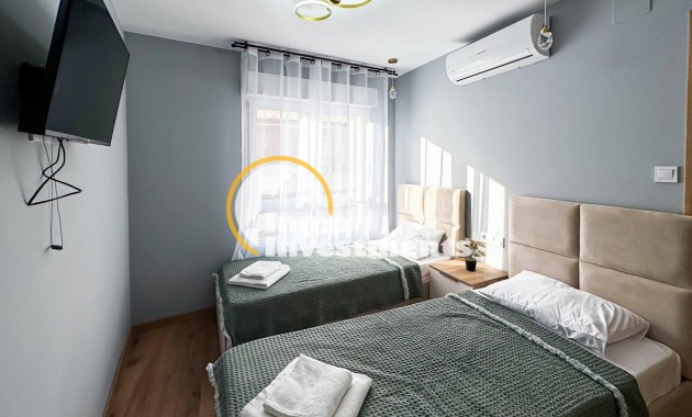 Reventa - Local comercial - Torrevieja - Centro