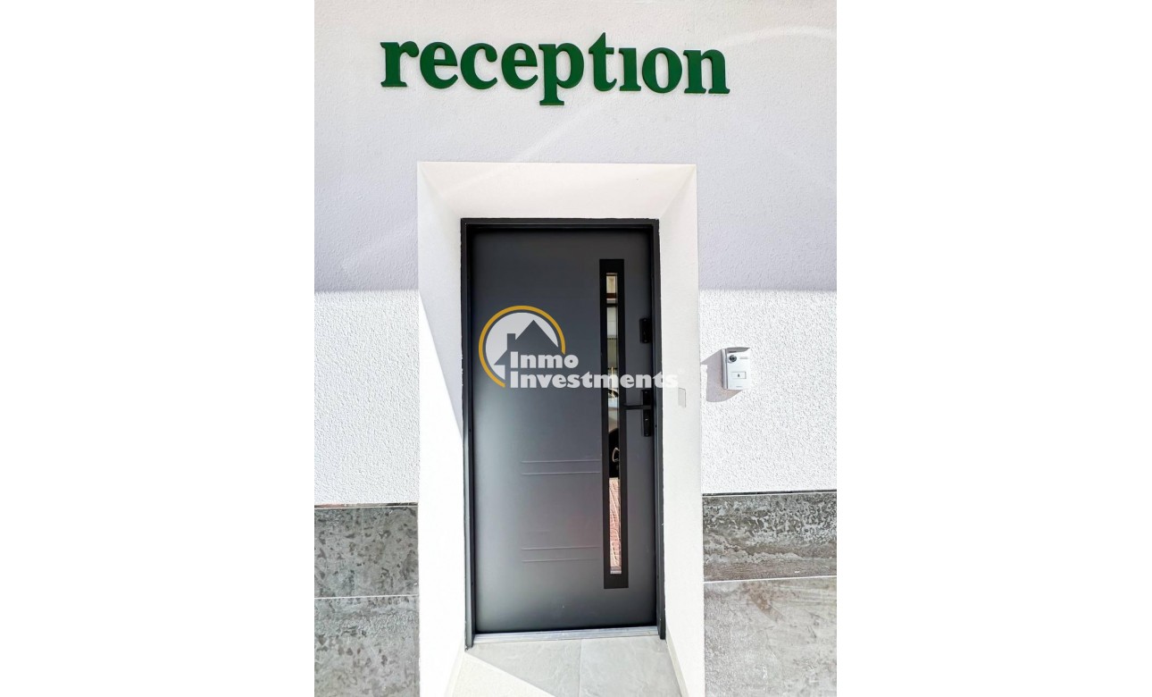 Reventa - Local comercial - Torrevieja - Centro