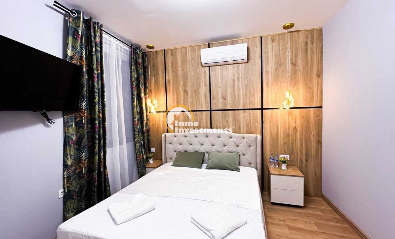 Reventa - Local comercial - Torrevieja - Centro