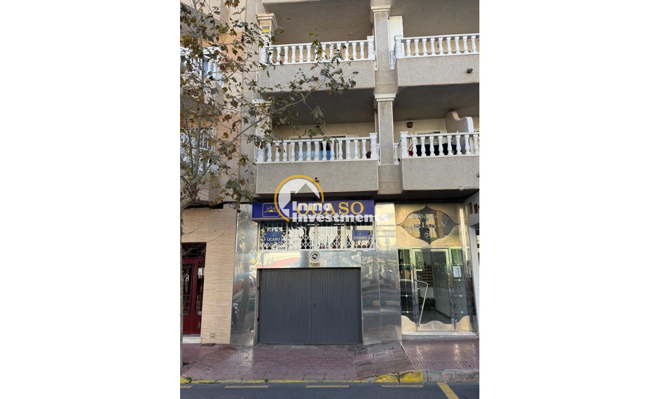Revente privée - Local commercial - Torrevieja - Estacion de autobuses