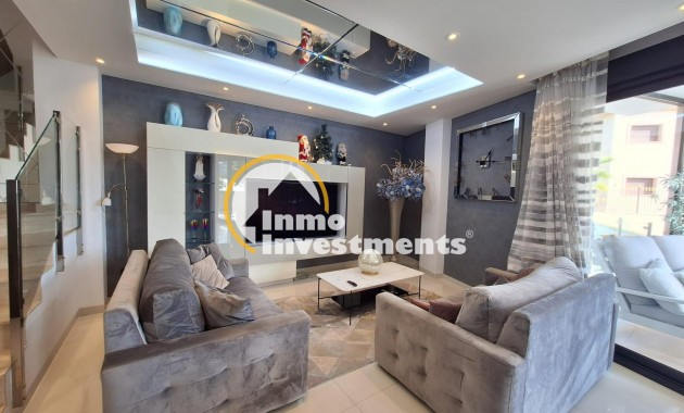 Gebrauchtimmobilien - Villa - Orihuela Costa - Villamartín-Las Filipinas