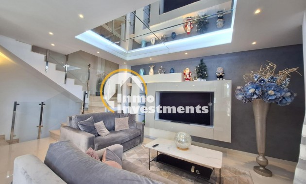 Gebrauchtimmobilien - Villa - Orihuela Costa - Villamartín-Las Filipinas