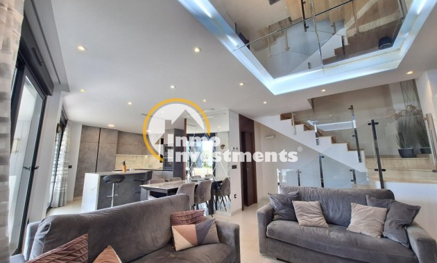 Gebrauchtimmobilien - Villa - Orihuela Costa - Villamartín-Las Filipinas