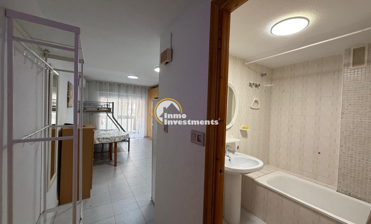 Reventa - Estudio - Torrevieja - Playa del Cura