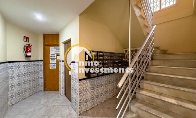 Reventa - Estudio - Torrevieja - Playa del Cura