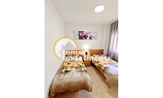 Reventa - Apartamento - Orihuela Costa - La Regia