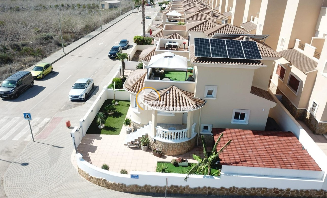 Reventa - Chalet independiente - San Miguel de Salinas - Residencial los flamencos