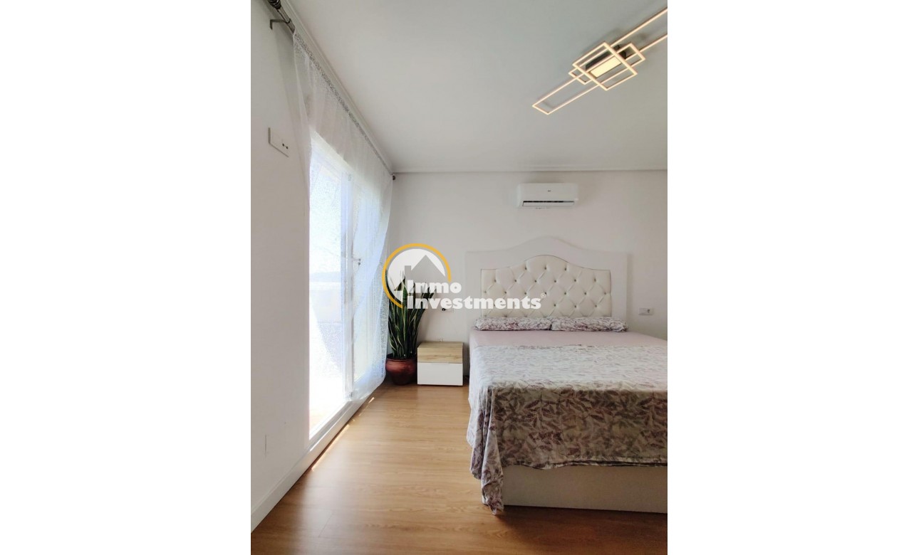 Reventa - Chalet independiente - San Miguel de Salinas - Residencial los flamencos