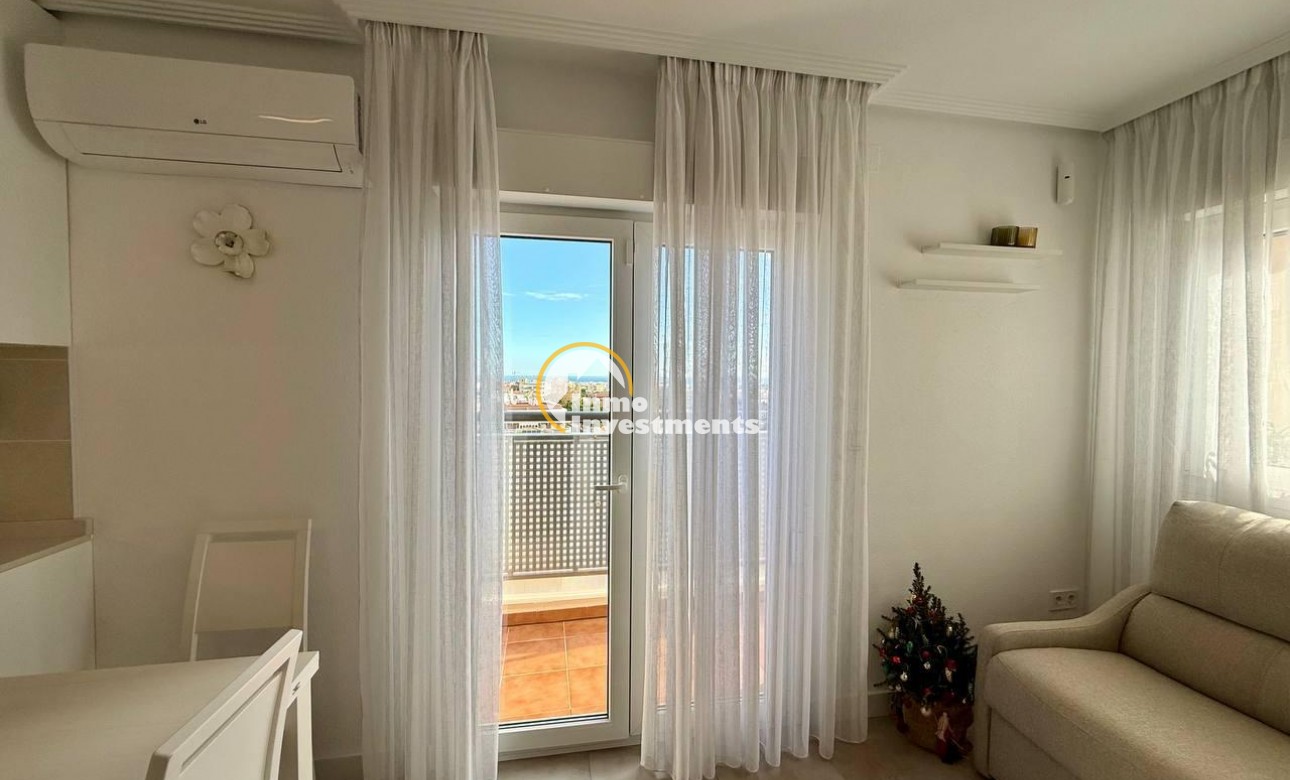 Reventa - Ático - Torrevieja