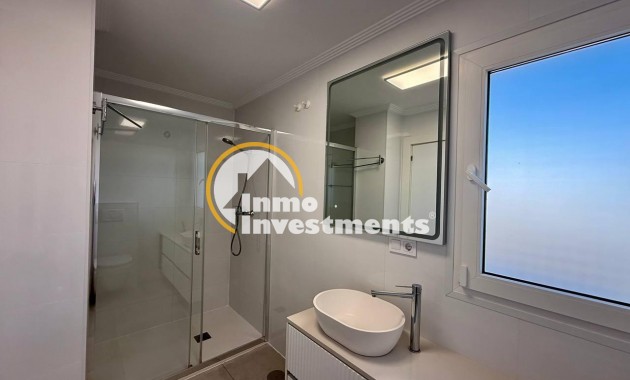 Reventa - Ático - Torrevieja