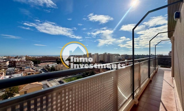 Reventa - Ático - Torrevieja