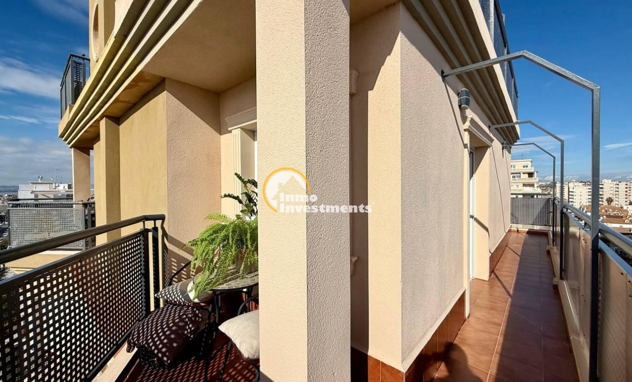 Reventa - Ático - Torrevieja